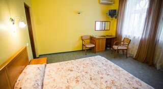 Гостиница Ля Ротонда Тольятти Двухместный номер с 1 кроватью или 2 отдельными кроватями-12