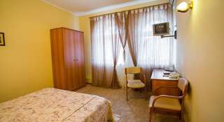 Гостиница Ля Ротонда Тольятти Двухместный номер с 1 кроватью или 2 отдельными кроватями-2
